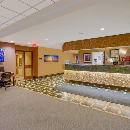 Days Inn By Wyndham Niagara Falls Lundys Lane Eksteriør bilde