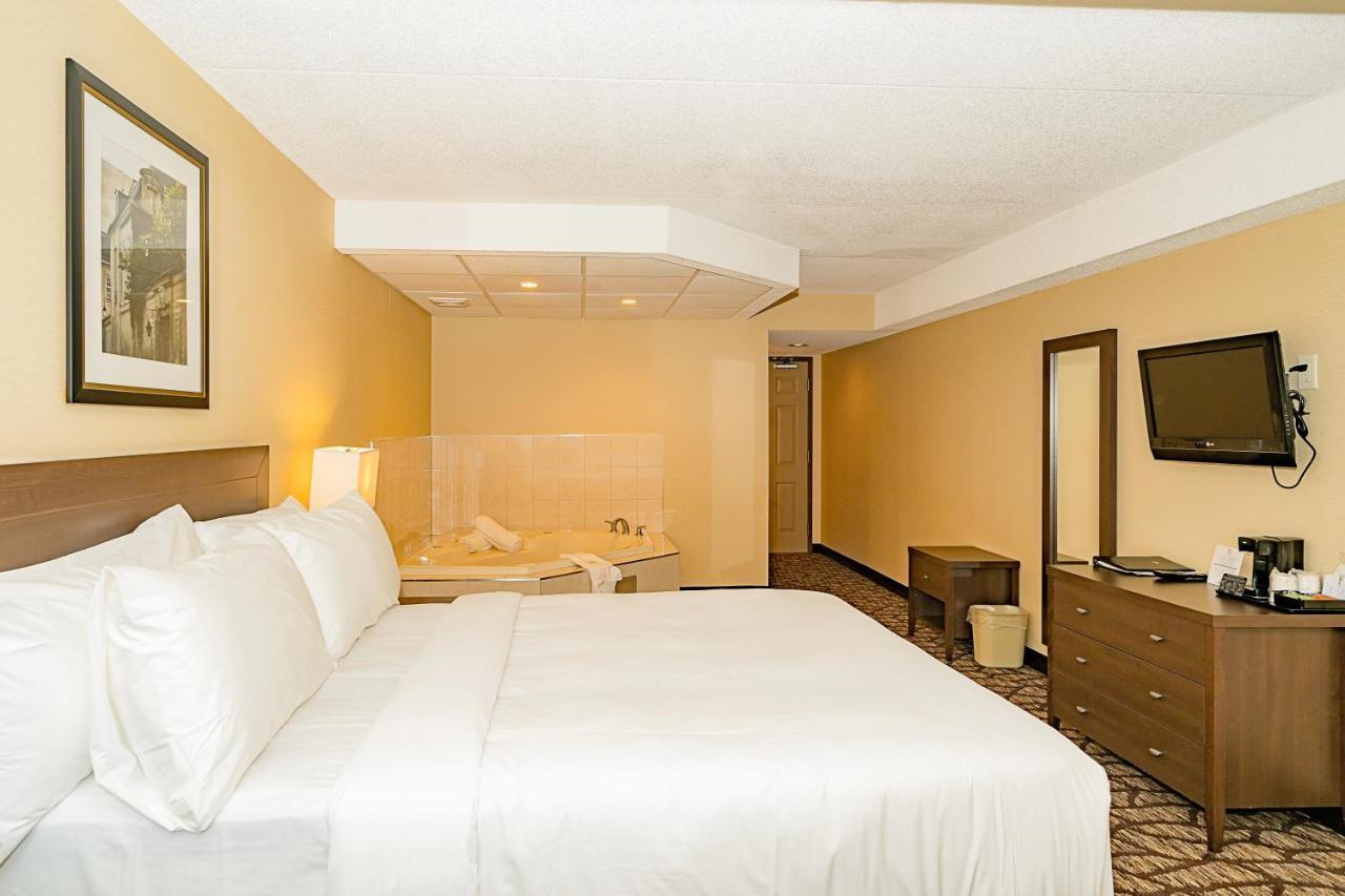 Days Inn By Wyndham Niagara Falls Lundys Lane Eksteriør bilde