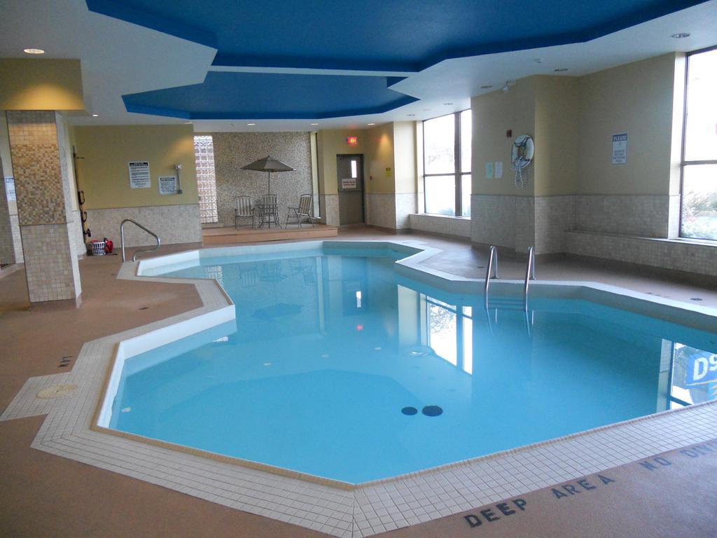 Days Inn By Wyndham Niagara Falls Lundys Lane Eksteriør bilde