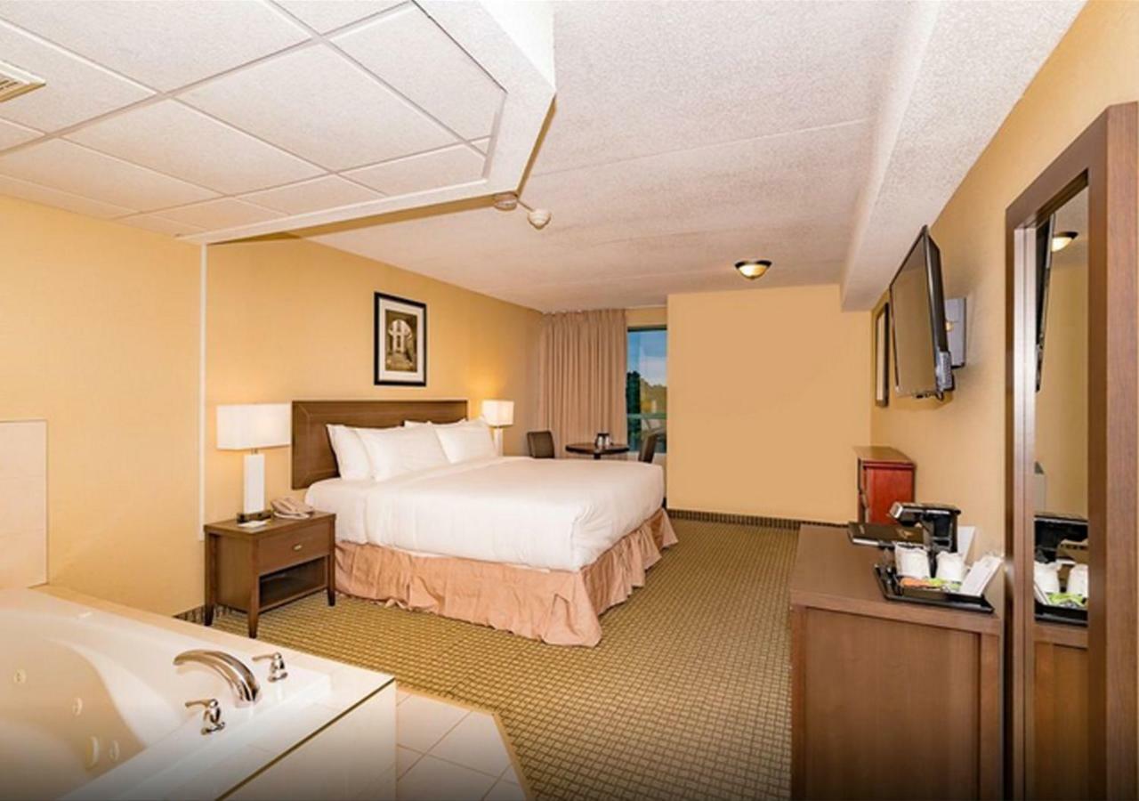 Days Inn By Wyndham Niagara Falls Lundys Lane Eksteriør bilde