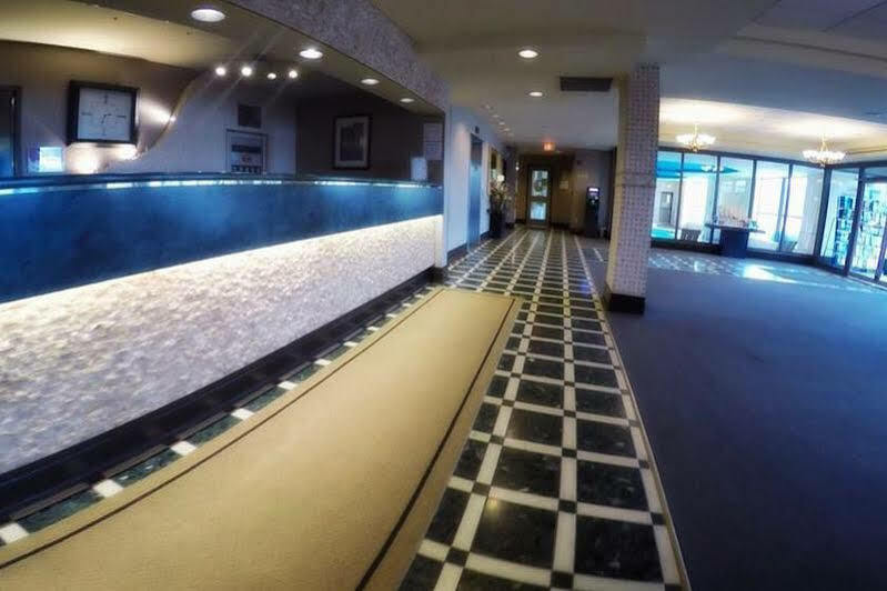 Days Inn By Wyndham Niagara Falls Lundys Lane Eksteriør bilde